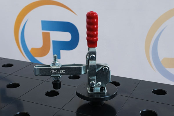 Round Vertical Clamp
