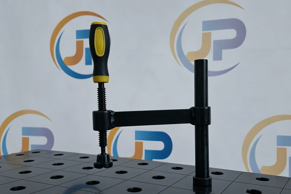 Screw clamp-D28-Cantilever screw clamp