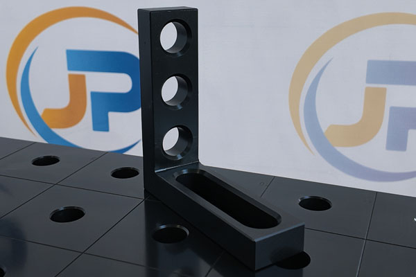 Positioning square-D28-175*50*175(hole-slot)